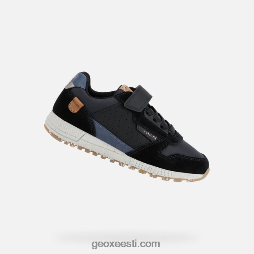 alben juunior poisid J4Z02T1245 Geox must/merepunane